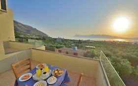 Xenios Zeus Apartments